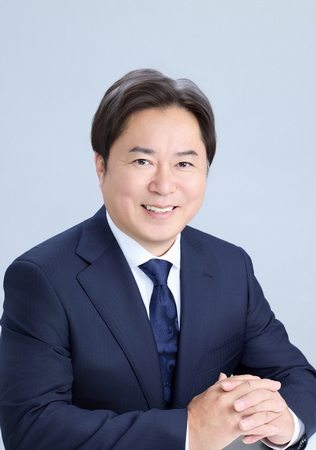 代表取締役 梅田賢一